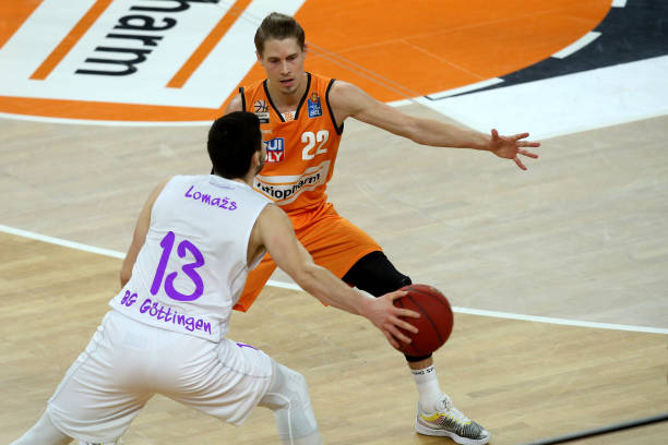 扳回一局 扳回一局